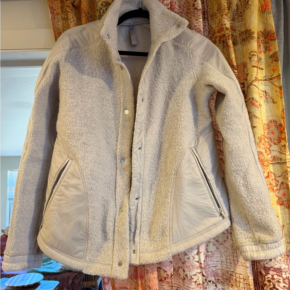 Lululemon Athletica Go Cozy Jacket Women’s Size 6